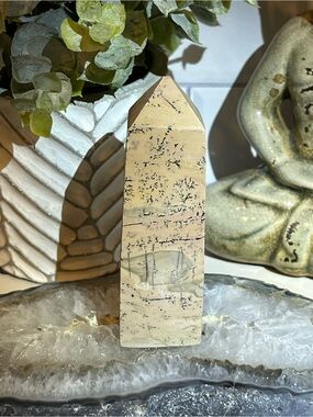 Dendritic Picture Jasper Tower